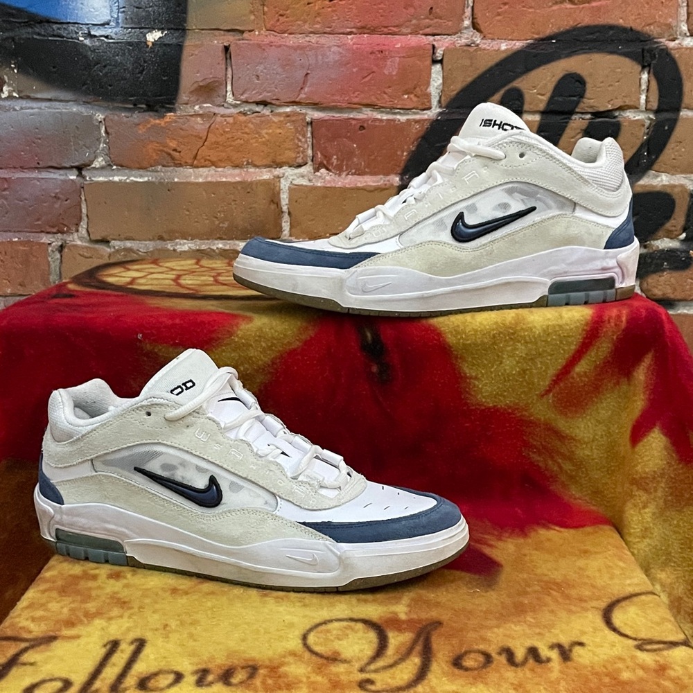 NIKE-men’s ‘White Navy’ AIR MAX ISHOD WAIR SB lace up skating sneaker shoes